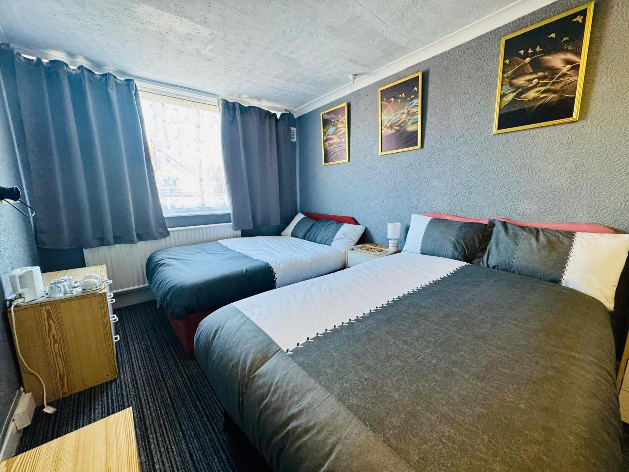 Lynalan Hotel